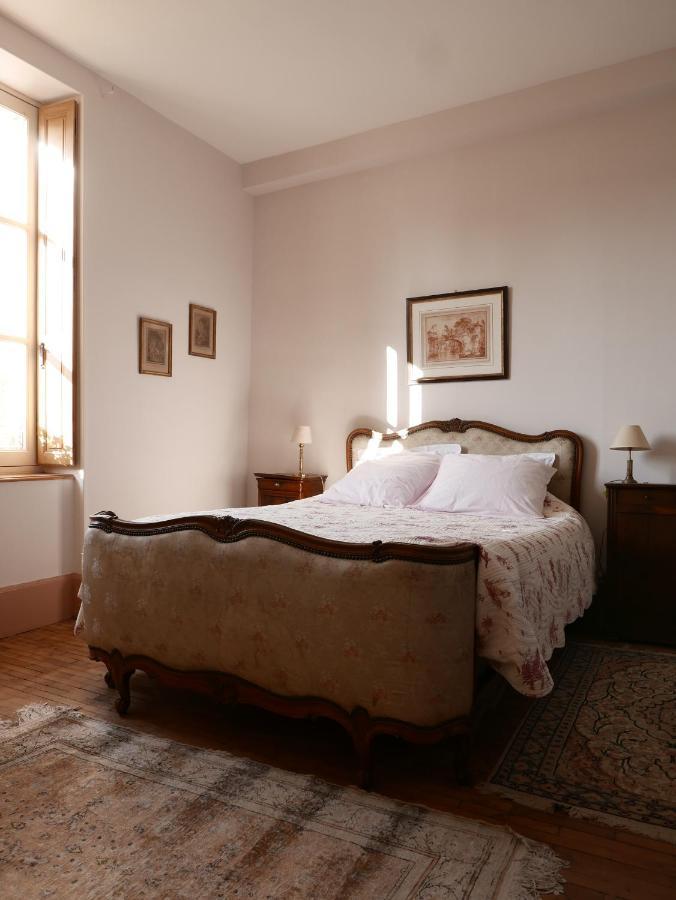 Bed and Breakfast La Buffonnerie Moutiers-Saint-Jean Экстерьер фото